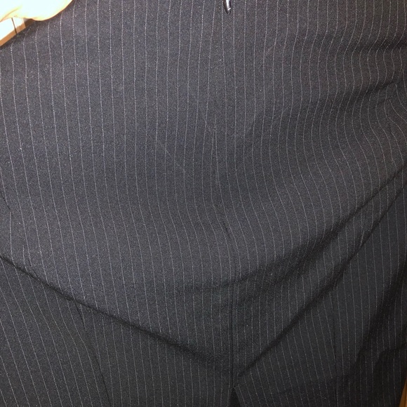 Express pencil skirt ! - Picture 4 of 4